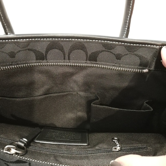 Coach | Signature Satchel F11220 - Picture 5 of 8